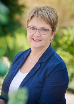 Elke 2012- zivil6013 Dr. med. Elke Kühle